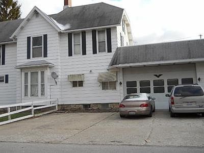 2nd image of 1125 Croghan St