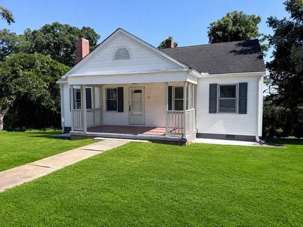 33 Dairy St, Ware Shoals, SC 29692