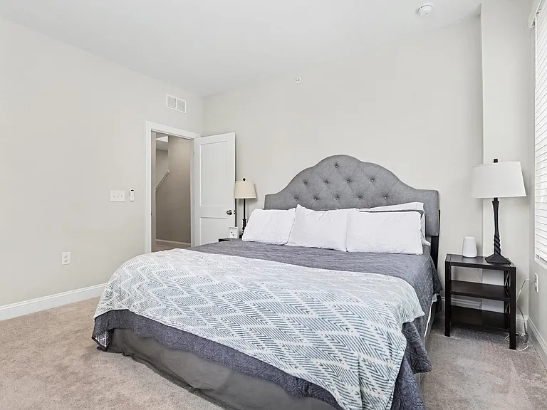 109 N Franklin St #200 — Photo 22