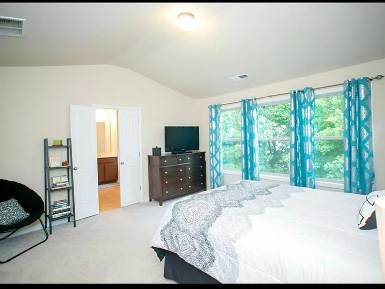 4885 Waterbrooke Xing — Photo 9