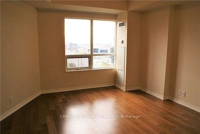 9235 Jane St #911 — Photo 5