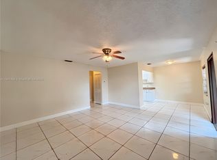 6032 SW 27th St APT 3, Hollywood, FL 33023