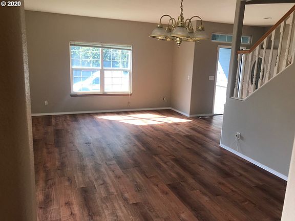 4th image of 6609 NE 166th Ave
