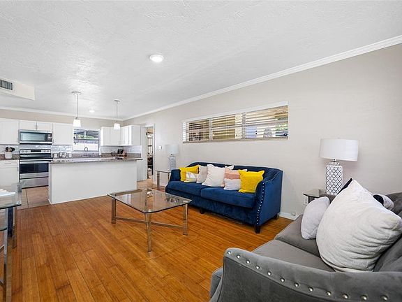 4th image of 6410 WALTON WAY