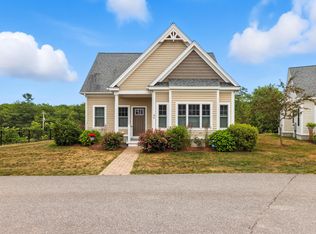 17 Adams Ln #1, Kennebunkport, ME 04046