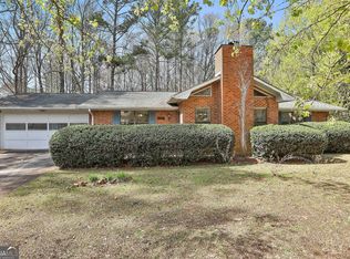 9037 Chestnut Lake Dr, Jonesboro, GA 30236