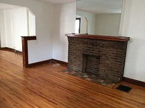 3 bed, $1,900 — Photo 2