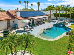 2011 N San Antonio Rd, Palm Springs, CA 92262