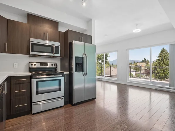 12070 227th St #402, Maple Ridge, BC V2X 9H2