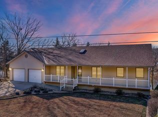 32291 Barclay Loop, Warsaw, MO 65355