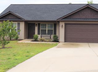 523 Mandys Meadow Dr, Inman, SC 29349