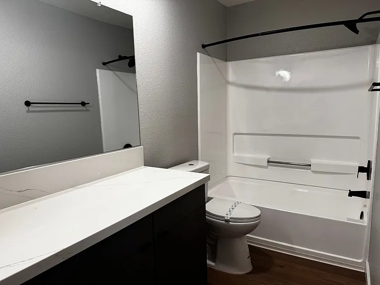Corona Pointe Resort — Photo 107