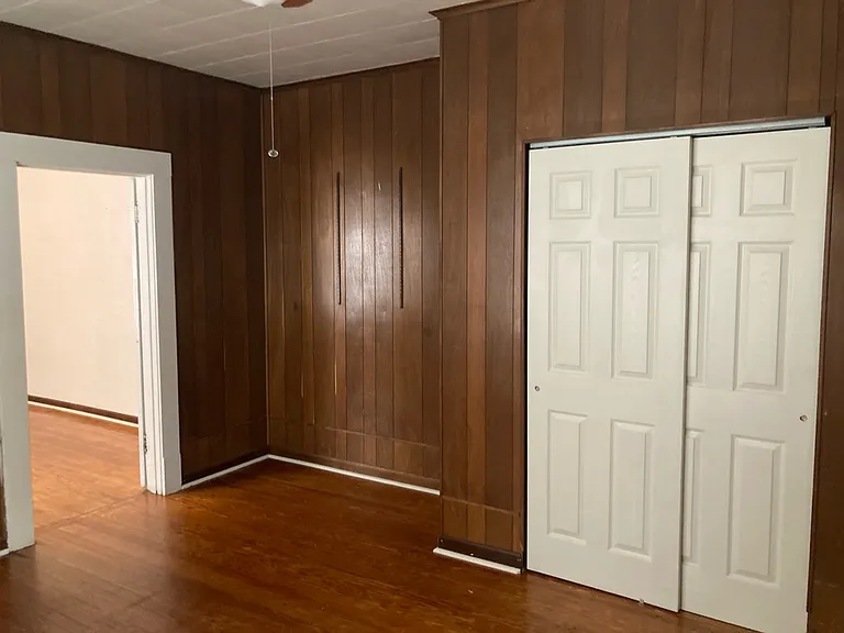 421 Rutherford St — Photo 22