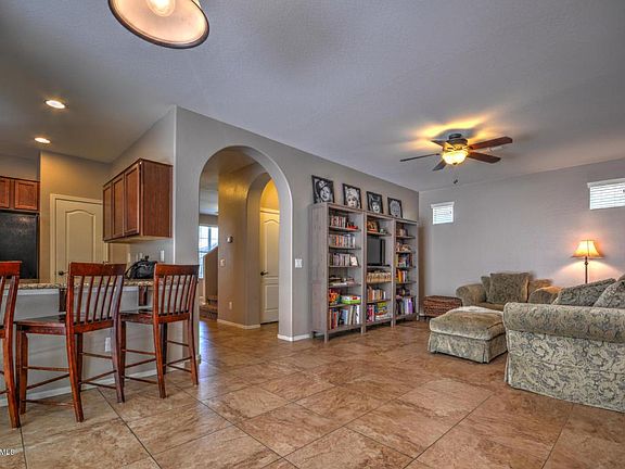 5th image of 3826 E Leslie Dr