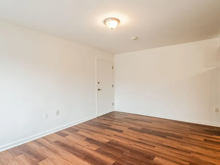 313 & 315 Anacostia Rd — Photo 28
