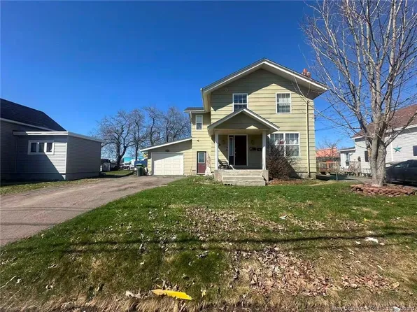 22 Cedar St, Moncton, NB E1C 7L2