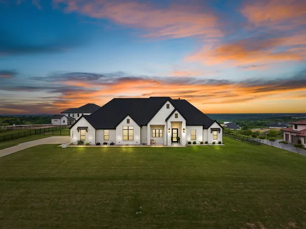 12277 Bella Sera Dr, Fort Worth, TX 76126