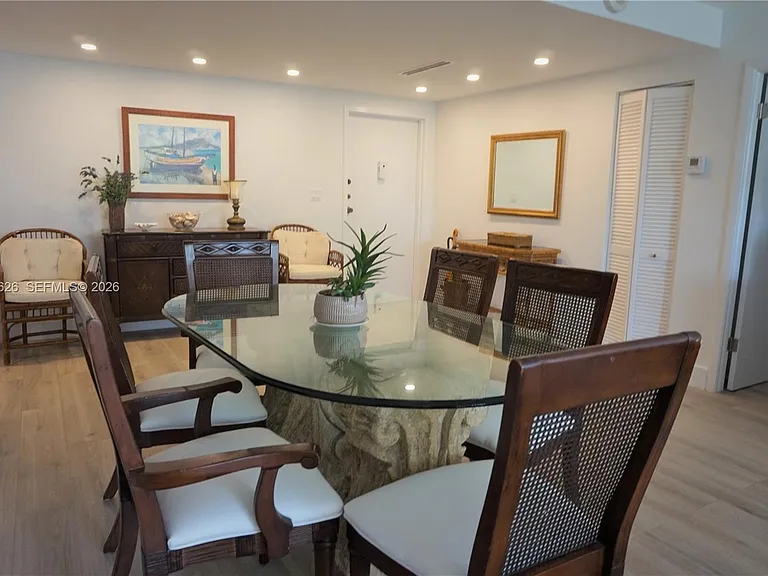 210 Sea View Dr #408 — Photo 12