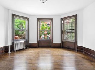 321 W 94th St BSMT 2, New York, NY 10025
