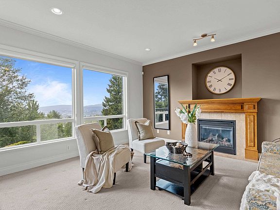 3rd image of 3526 Bassano Ter