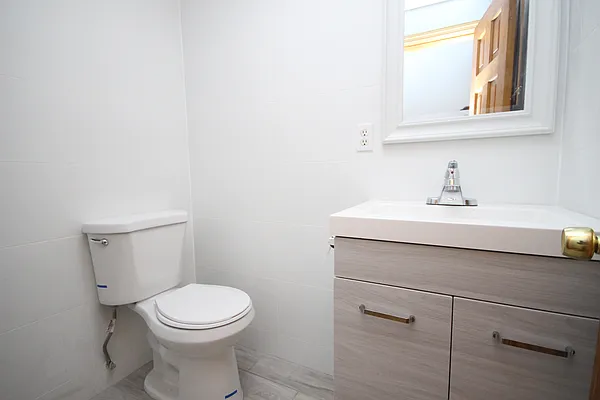 Rented by Compass | media 11