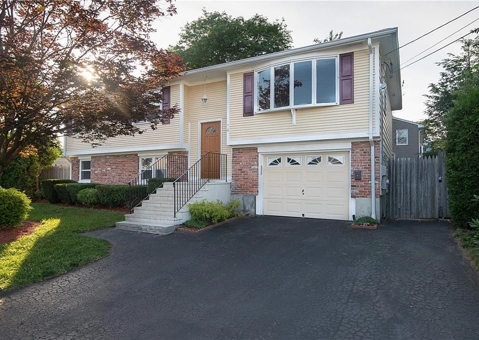 1st image of 14 Sudbury St