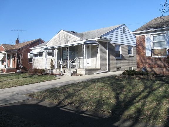 3rd image of 1632 Myron Ave