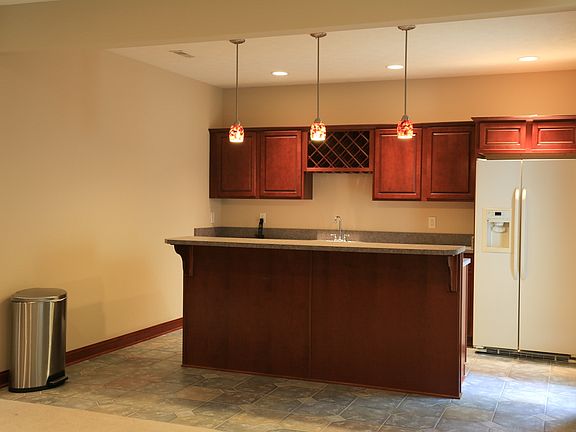 5th image of 14348 Stella Ct