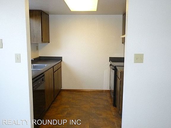 Kitchen 8925