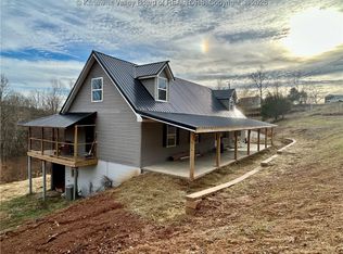 14790 McLane Pike, Liberty, WV 25124