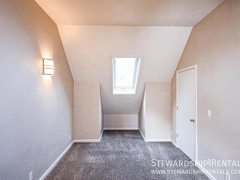 1825 Harris St #9 — Photo 15