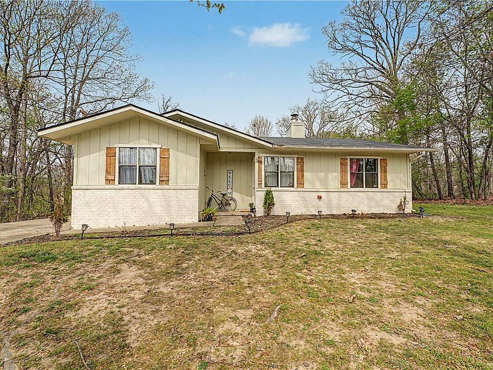 1st image of 3 Bressay Cir