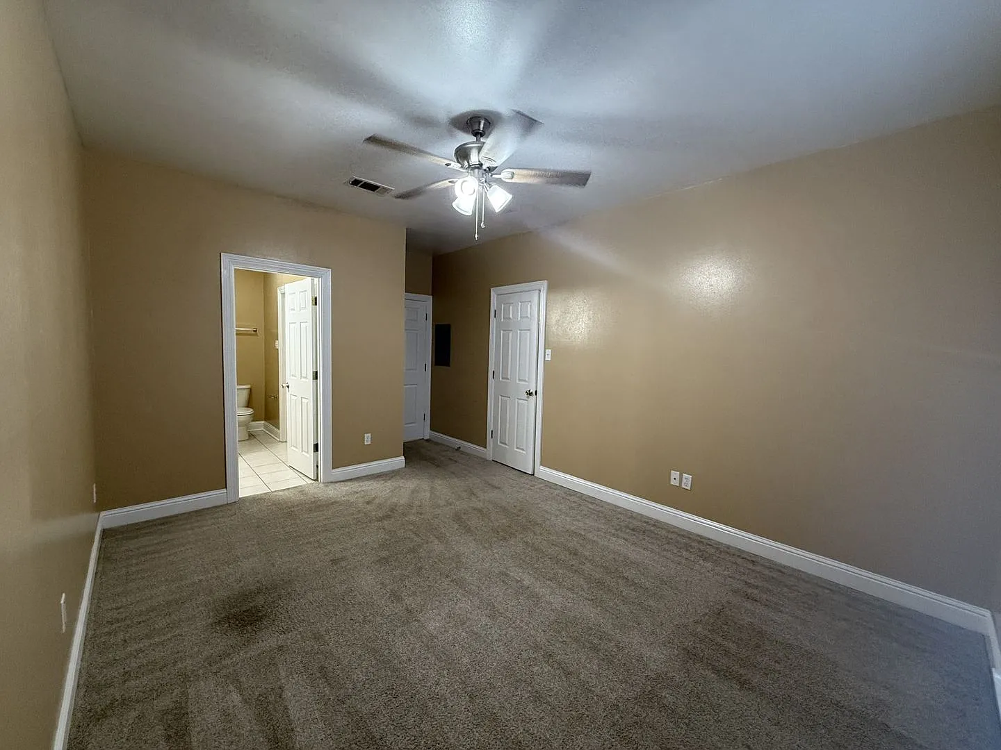 2 bedroom/2 bath condo — Photo 4