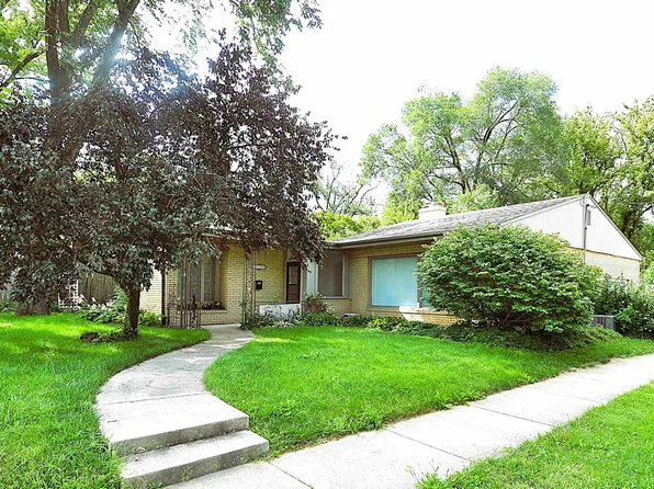 3124 Guilford Rd, Rockford, IL 61107