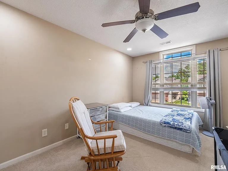 10009 N Brompton Ct — Photo 19