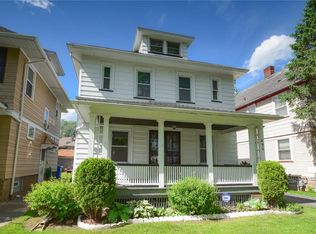 290 Ravenwood Ave, Rochester, NY 14619