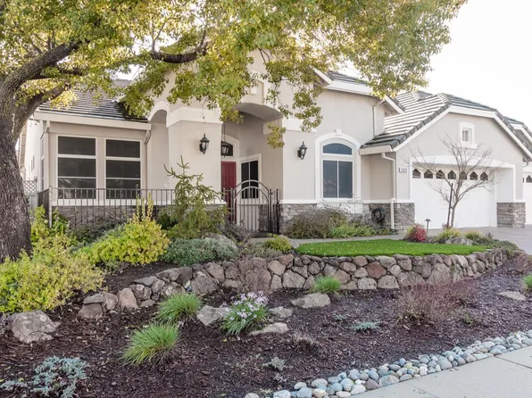 5620 Lantern Grove Ln, Roseville, CA 95747