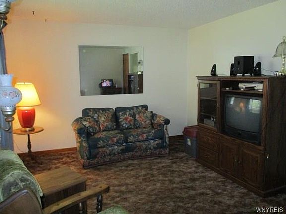 4th image of 58 S Huxley Dr