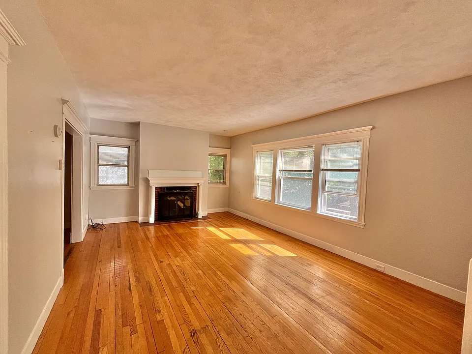 227 Winchester St #2