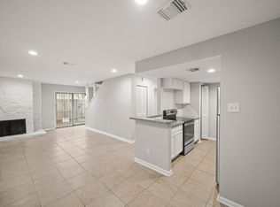 9546 Pagewood Ln #9546, Houston, TX 77063