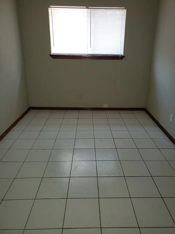 3 bed, 2.0 bath, $1,200 — Photo 3