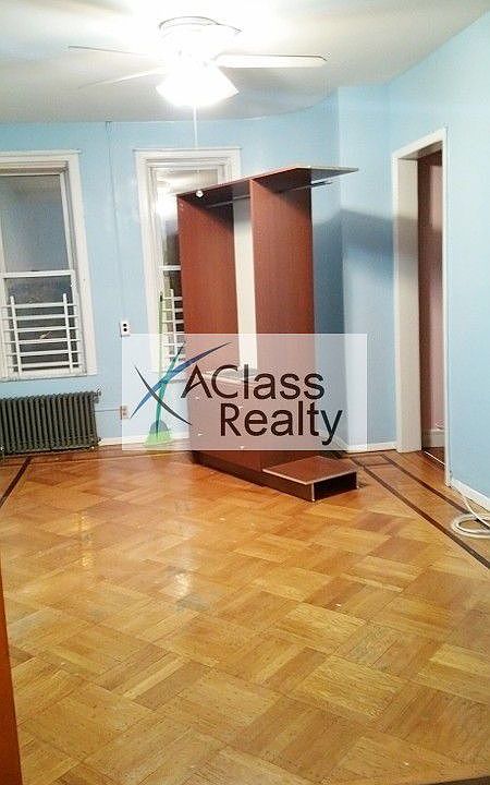 2nd image of 3045 43rd St #2