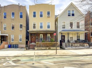 2535 Crescent St, Astoria, NY 11102