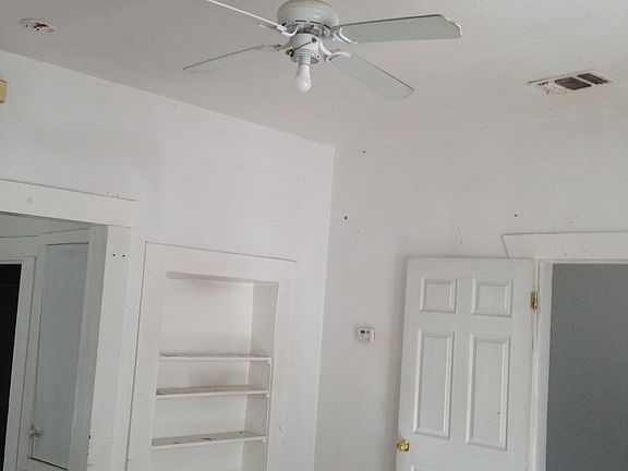 2nd image of 1509 Amestoy St