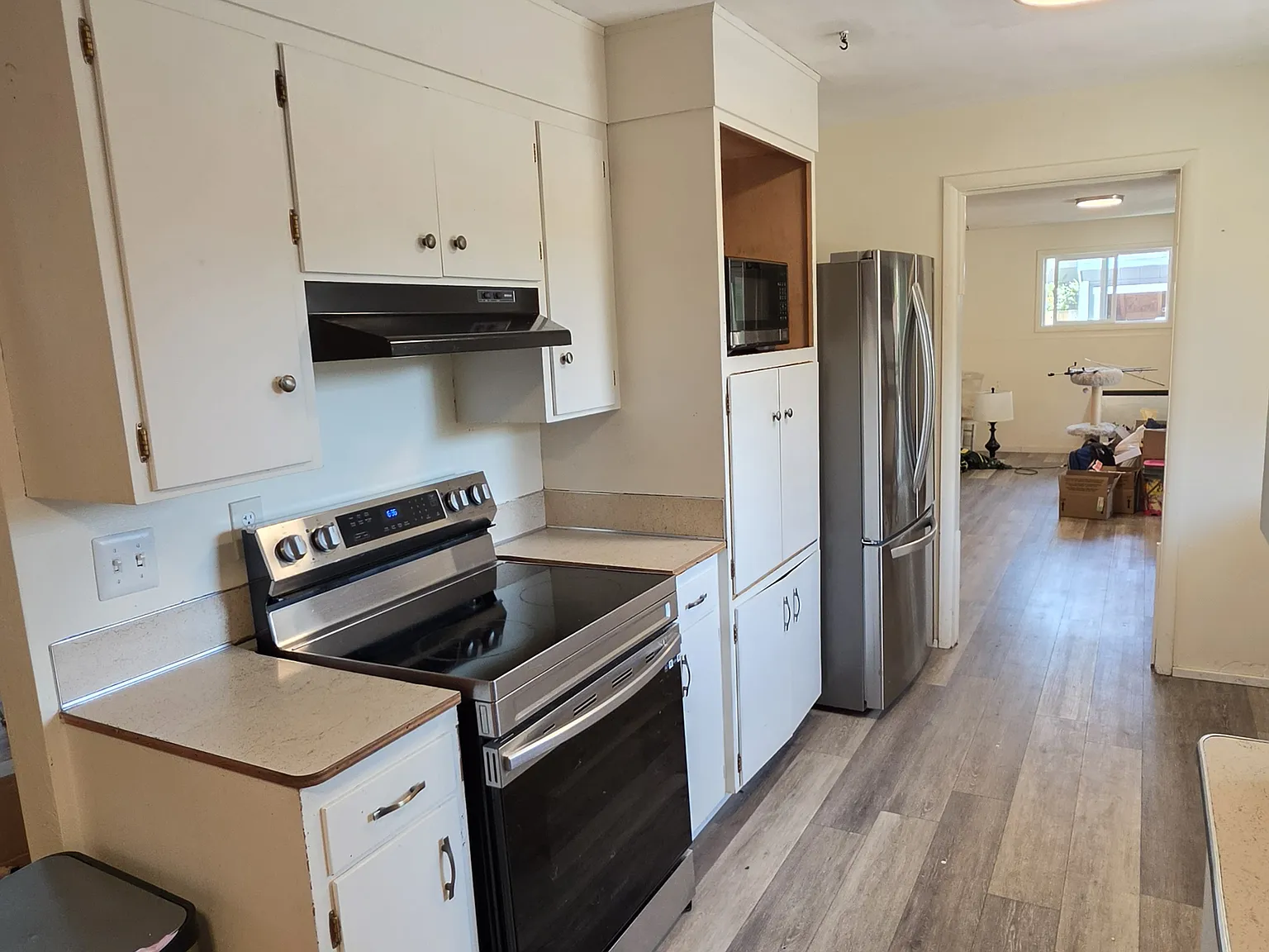 3 bed, 1.5 bath, 1400 sqft, $700 — Photo 2