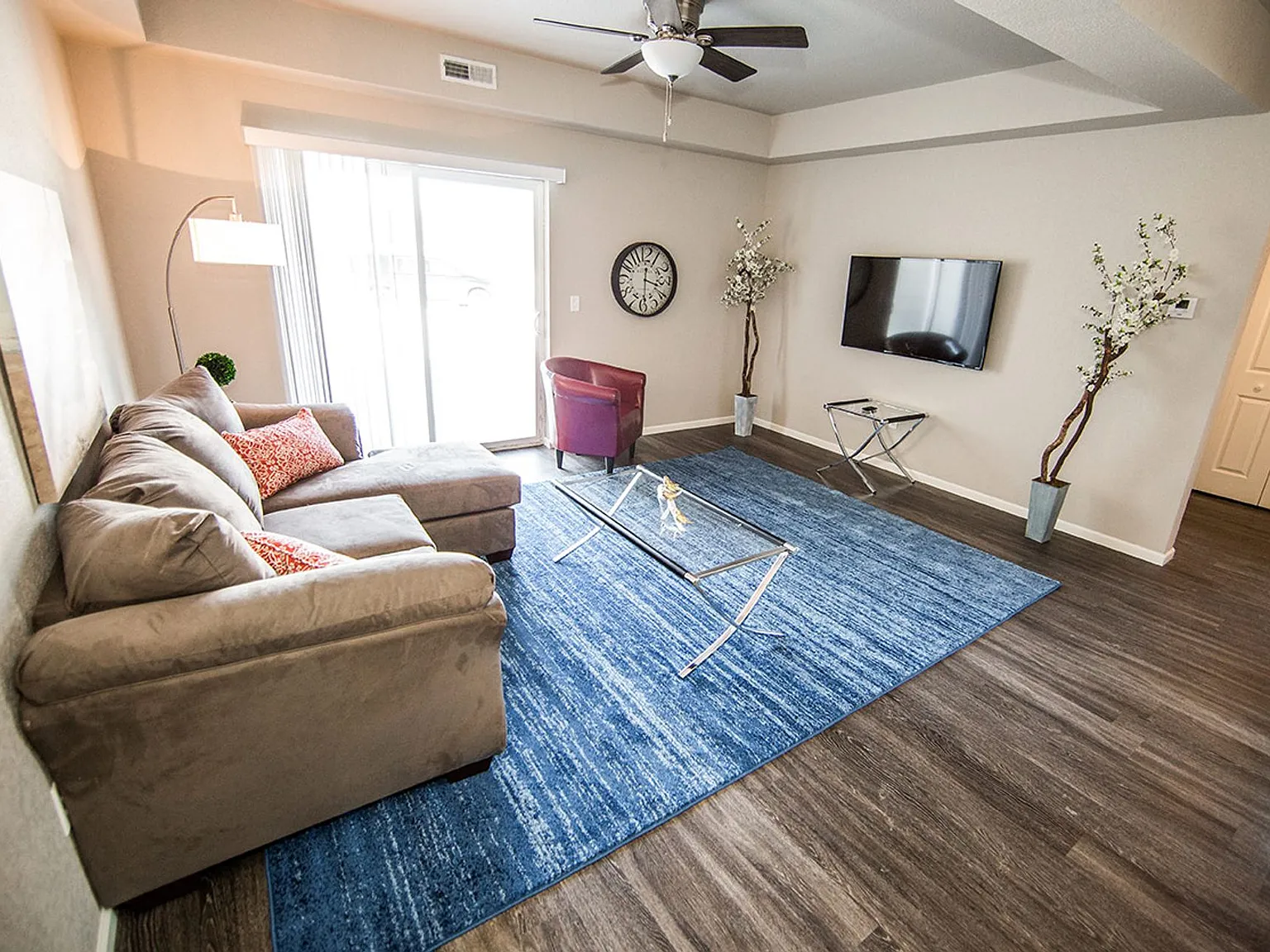 The Legacy Condos - Waverly — Photo 2