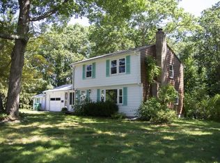 104 Imperial Dr, Warwick, RI 02886