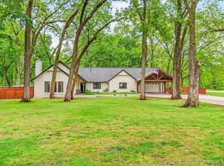 2301 Camden Ct, Bartlesville, OK 74006