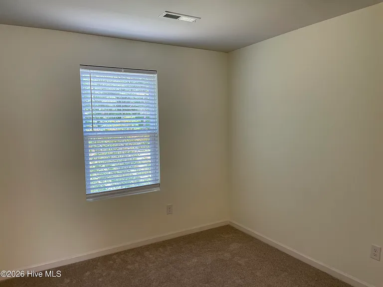 75 SW Shamrock Dr — Photo 39