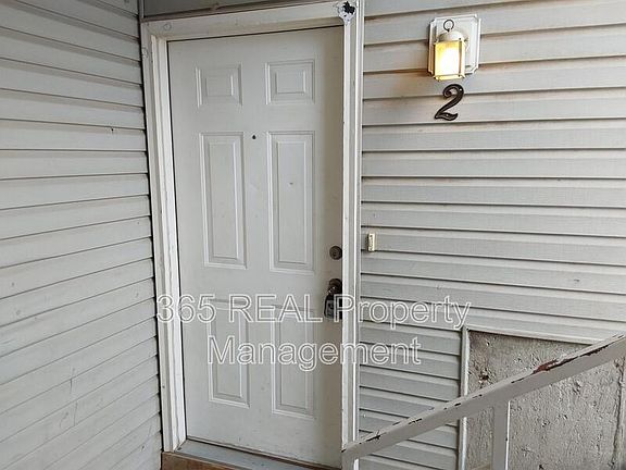 2nd image of 3621 Centennial Cir APT 2
